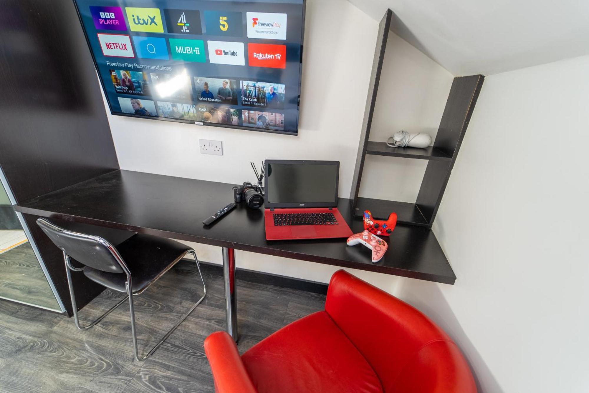 Staysa Equipped Studios Near Qe And Uob In Guesthouse Close To The City! Birmingam Habitación foto