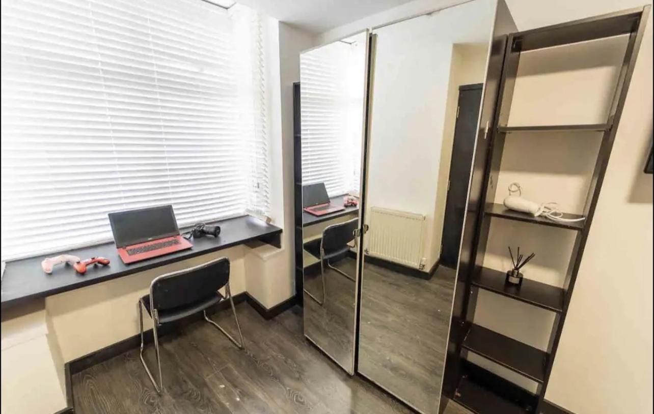 Staysa Equipped Studios Near Qe And Uob In Guesthouse Close To The City! Birmingam Exterior foto